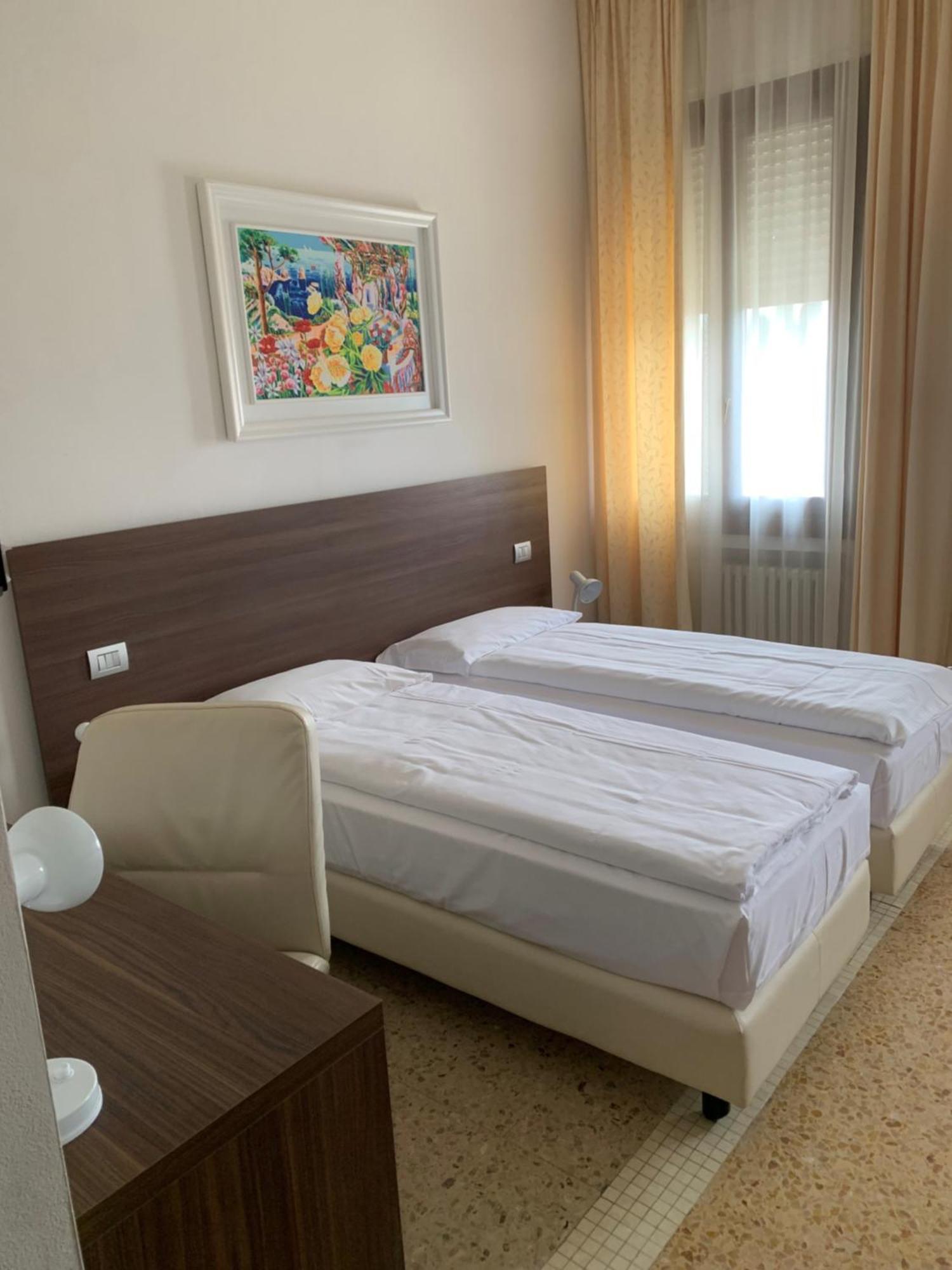 Locanda Al Santuario Peschiera del Garda Extérieur photo