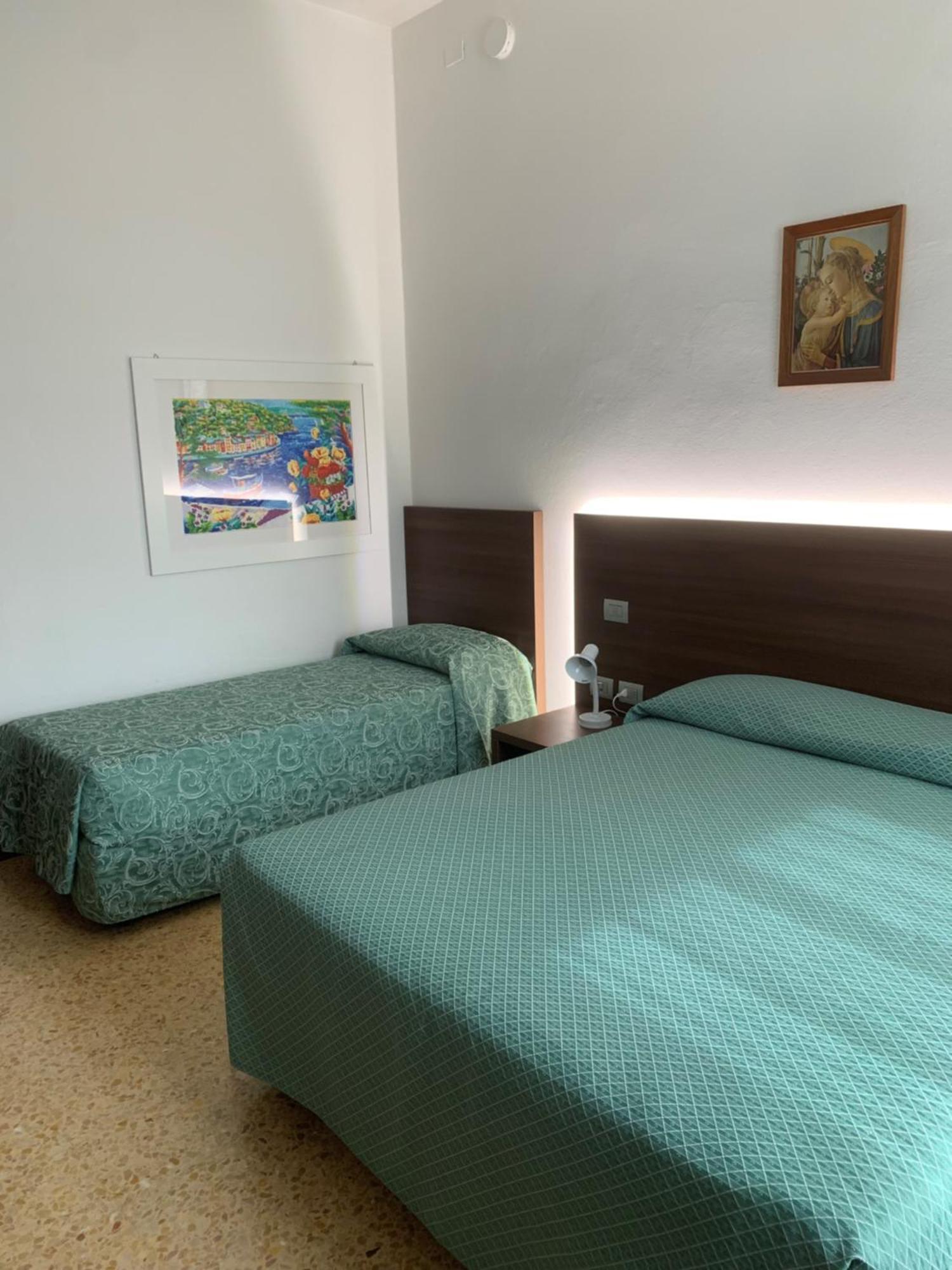 Locanda Al Santuario Peschiera del Garda Extérieur photo